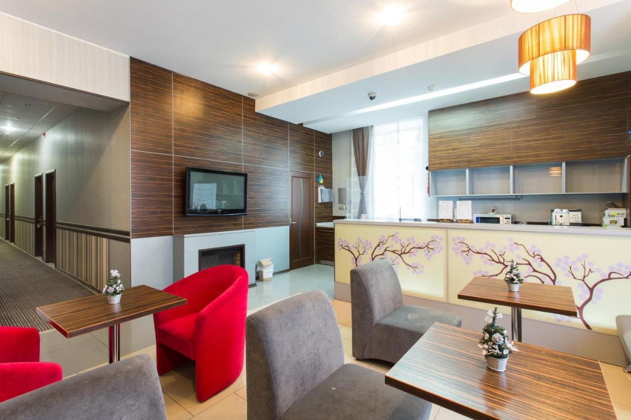 Hotel Voyage Харьков Экстерьер фото